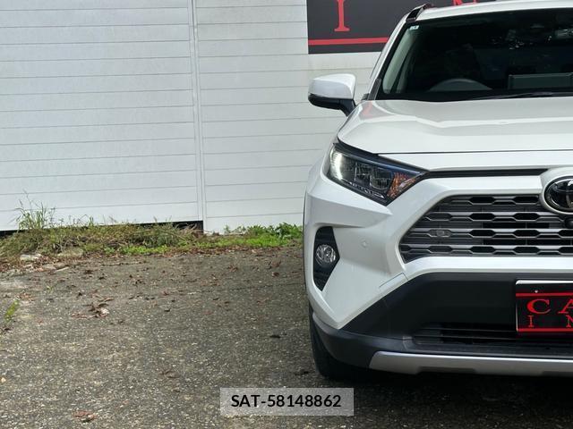 Toyota RAV4 2021-01 8874550-9