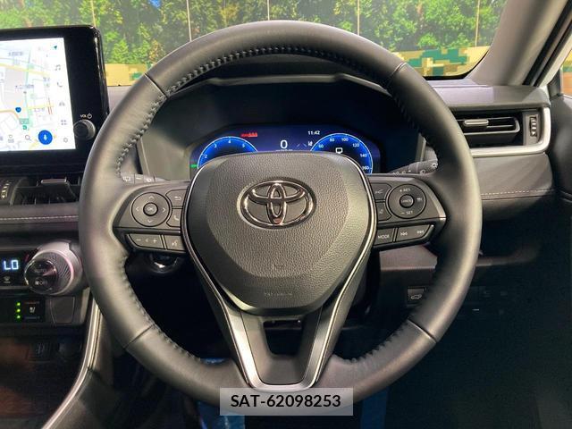 Toyota RAV4 2025-10 8874733-10