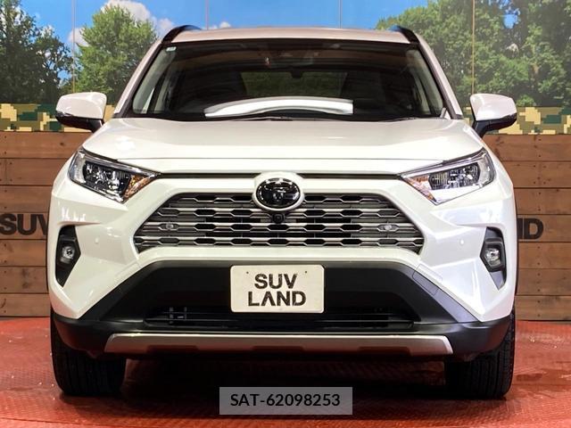 Toyota RAV4 2025-10 8874733-13