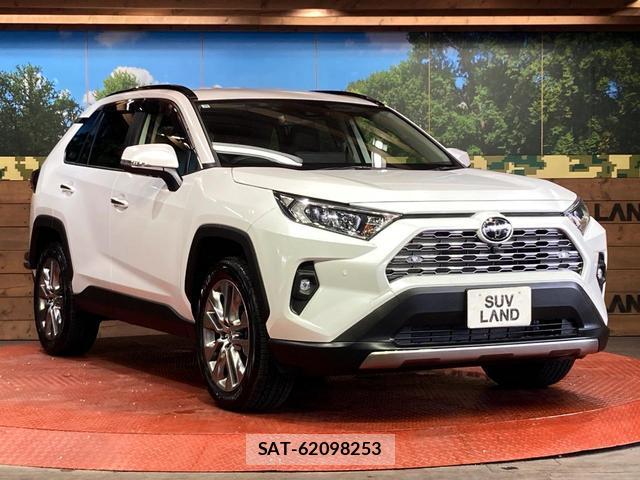 Toyota RAV4 2025-10 8874733-15