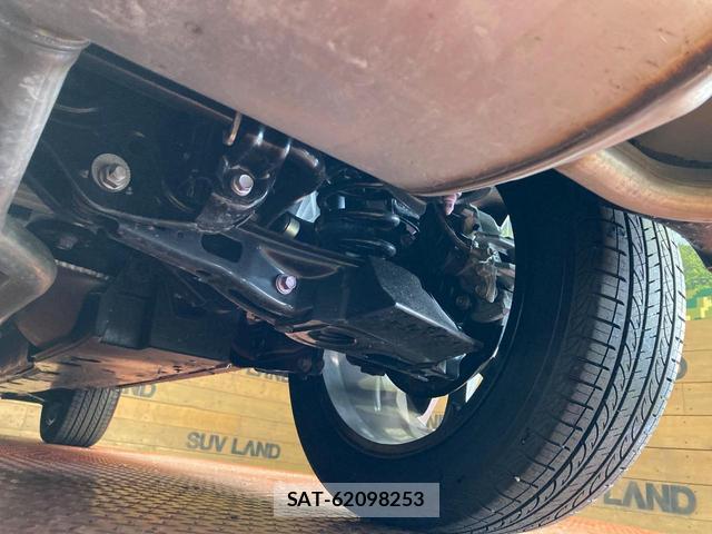 Toyota RAV4 2025-10 8874733-19