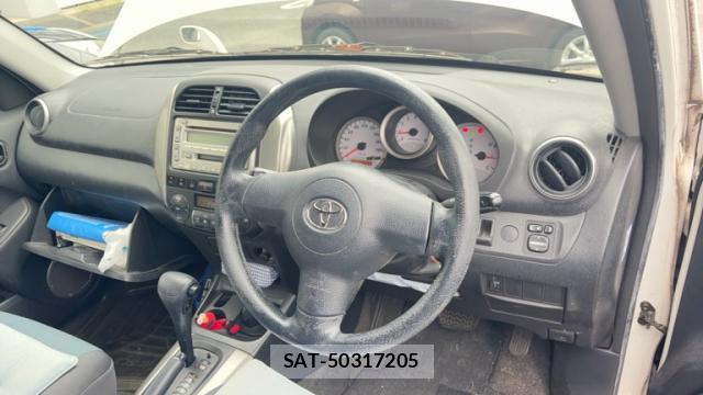 Toyota RAV4 2005-10 8874855-11