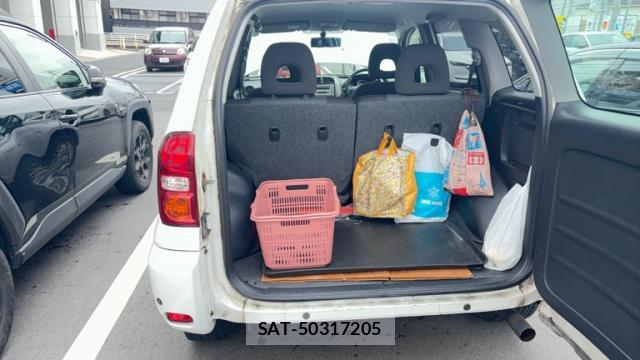 Toyota RAV4 2005-10 8874855-8