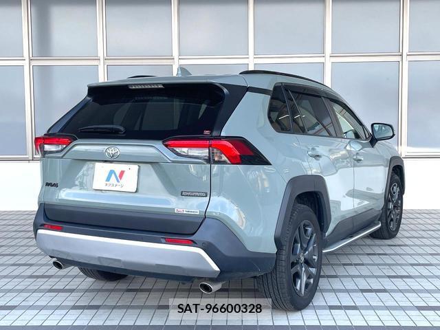 Toyota RAV4 2023-03 8875080-15
