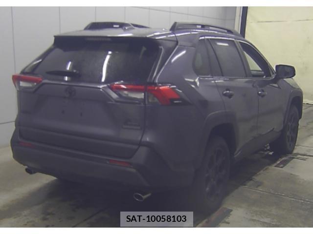 Toyota RAV4 2021-08 8875312-1