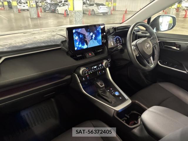 Toyota RAV4 2024-09 8875574-11