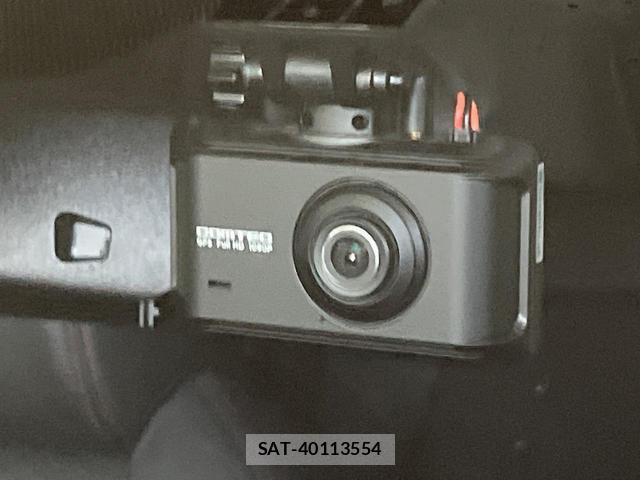 Toyota RAV4 2024-04 8875627-4