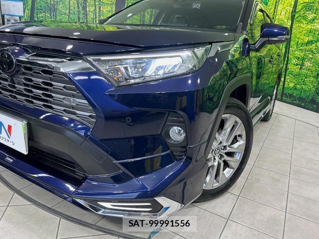 Toyota RAV4 2020-08 8875648-11
