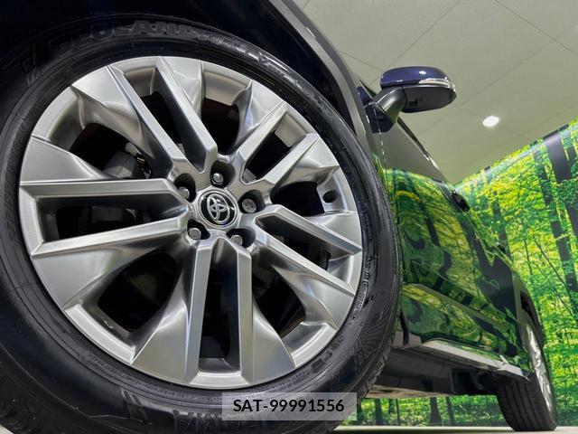 Toyota RAV4 2020-08 8875648-12