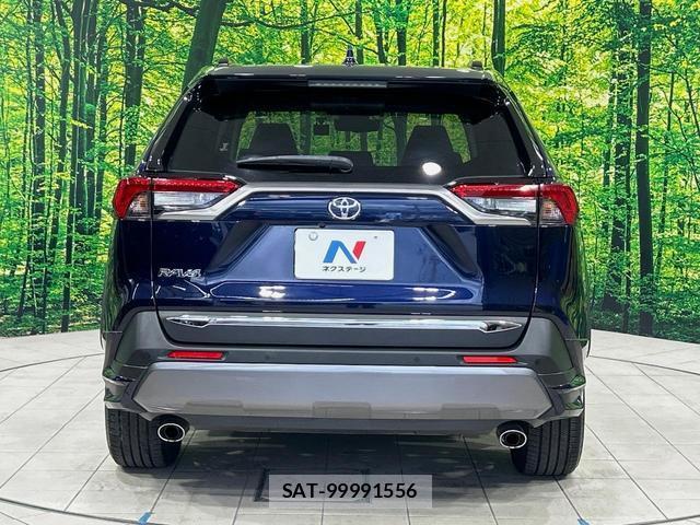 Toyota RAV4 2020-08 8875648-14