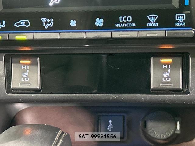 Toyota RAV4 2020-08 8875648-5