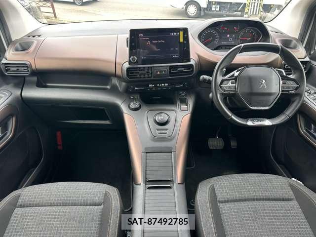 Peugeot Rifter 2023-05 8875386-2
