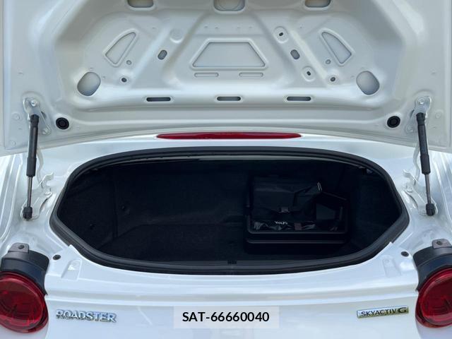 Mazda ROADSTER 2022-06 8872647-9