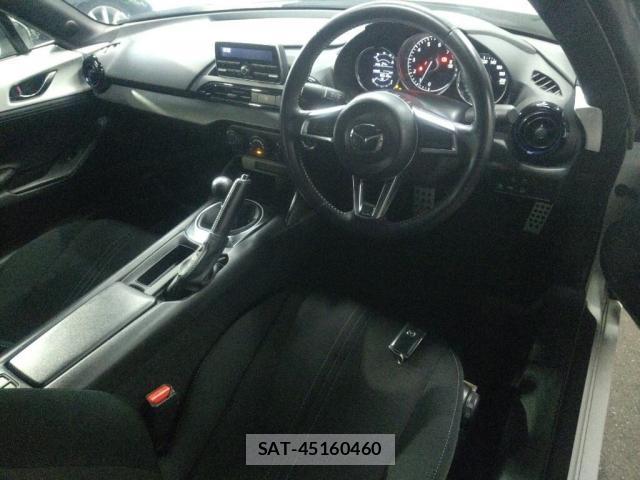 Mazda ROADSTER 2022-10 8874776-2