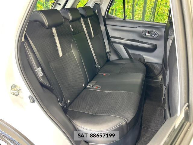 Daihatsu ROCKY 2026-03 8874121-8