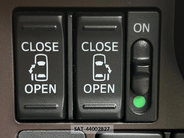 Toyota ROOMY 2018-06 8872575-3