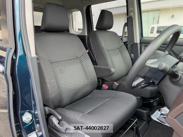 Toyota ROOMY 2018-06 8872575-9