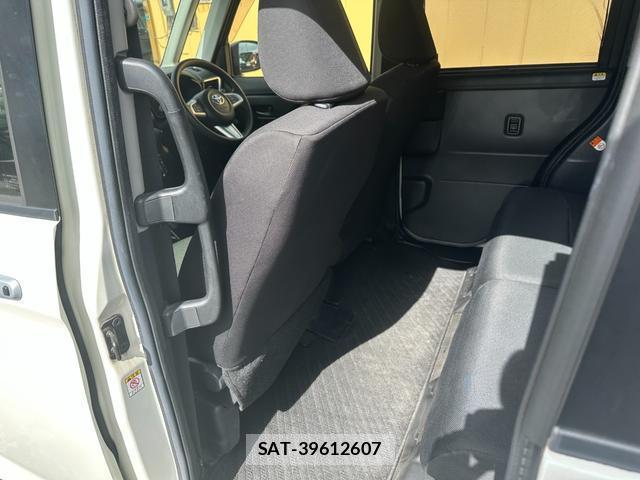 Toyota ROOMY 2019-08 8872859-14