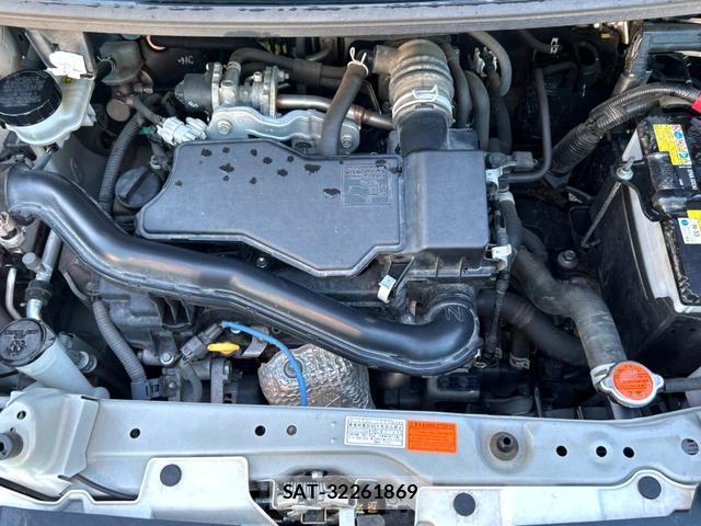 Toyota ROOMY 2022-01 8873261-18