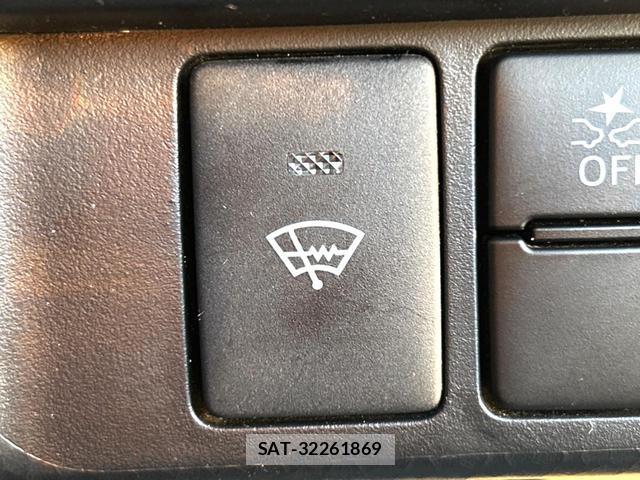 Toyota ROOMY 2022-01 8873261-6