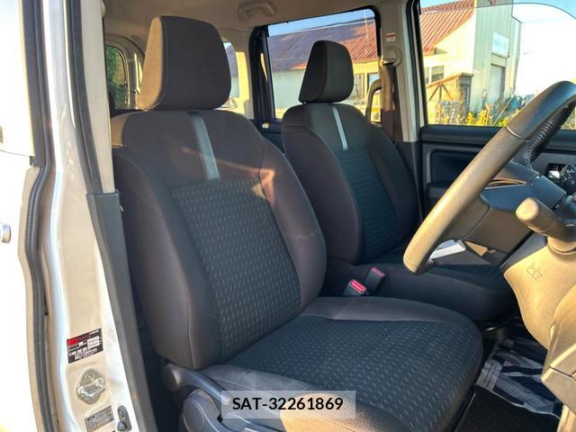 Toyota ROOMY 2022-01 8873261-8
