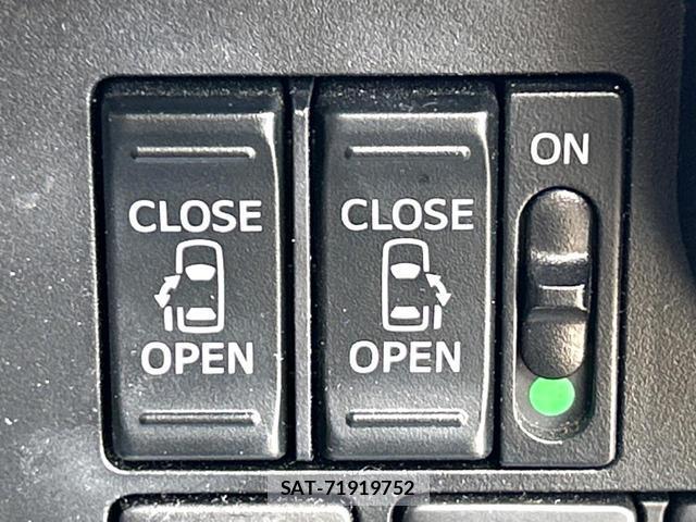 Toyota ROOMY 2017-12 8873266-4