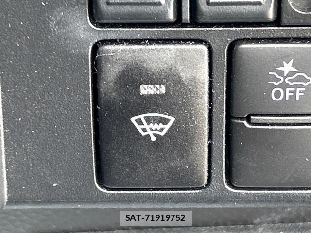 Toyota ROOMY 2017-12 8873266-5