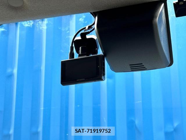 Toyota ROOMY 2017-12 8873266-7