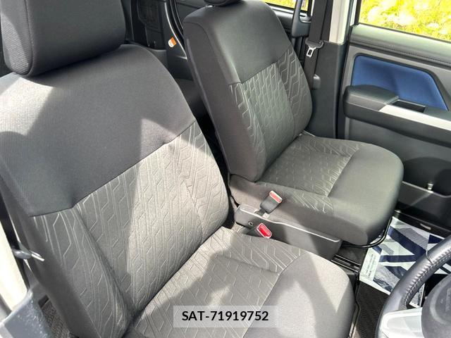 Toyota ROOMY 2017-12 8873266-8
