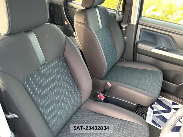 Toyota ROOMY 2024-11 8873267-7