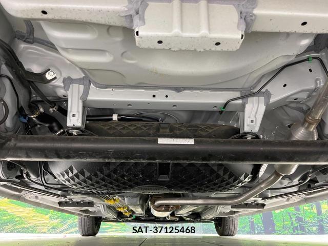 Toyota ROOMY 2025-01 8873617-18