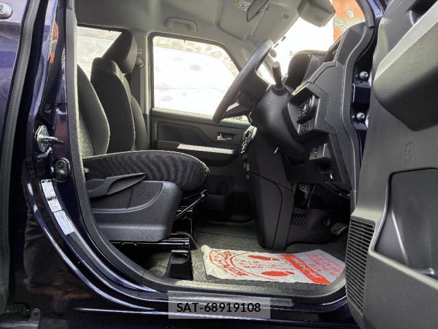 Toyota ROOMY 2023-04 8873774-4