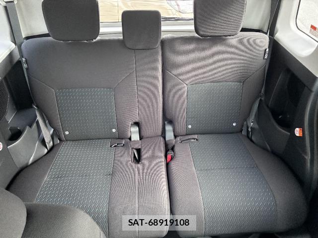 Toyota ROOMY 2023-04 8873774-6