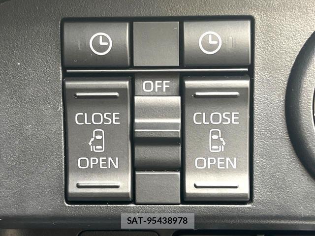 Toyota ROOMY 2021-12 8873998-4