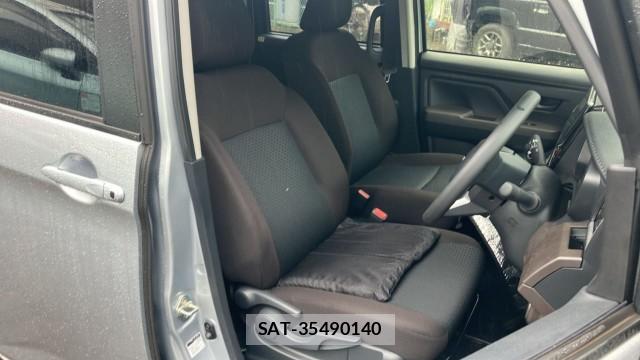 Toyota ROOMY 2025-07 8874377-5