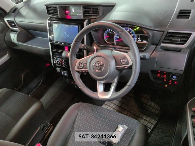 Toyota ROOMY 2022-01 8875323-2