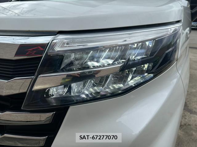 Toyota ROOMY 2021-09 8875814-17