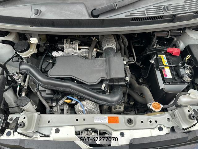Toyota ROOMY 2021-09 8875814-18