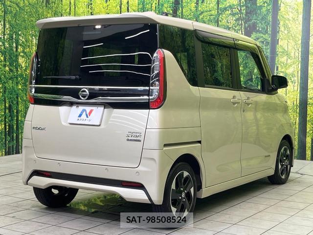 Nissan ROOX 2022-08 8872558-16