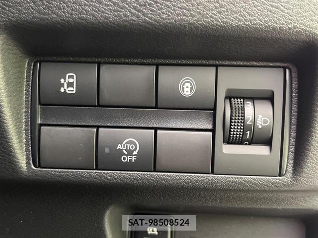 Nissan ROOX 2022-08 8872558-4