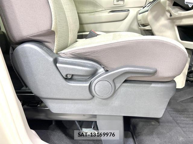 Nissan ROOX 2020-06 8873795-5