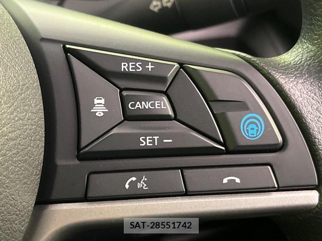 Nissan ROOX 2023-09 8873940-5