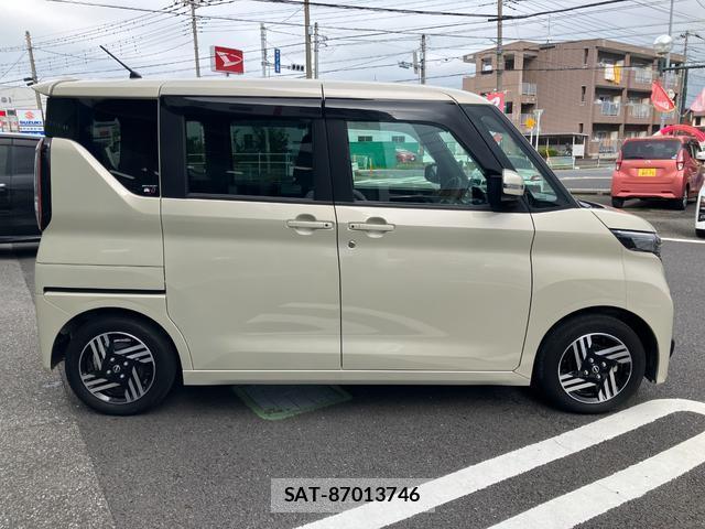 Nissan ROOX 2023-08 8874151-3