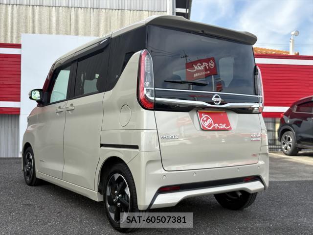 Nissan ROOX 2022-03 8875545-14
