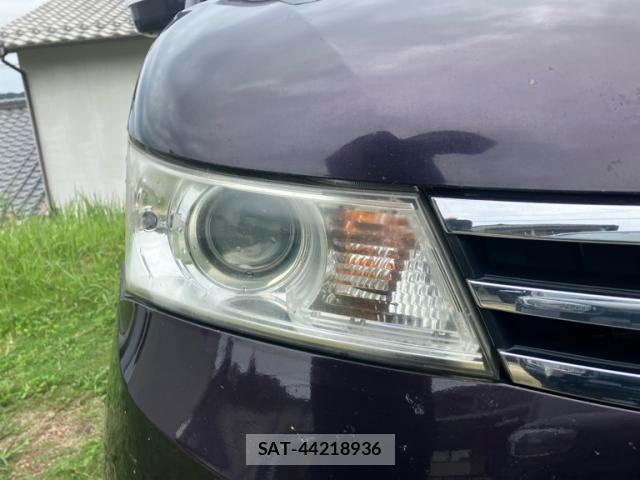 Nissan ROOX 2009-12 8875608-5