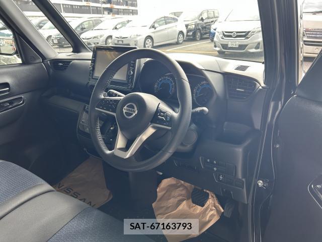 Nissan ROOX 2022-04 8875782-2
