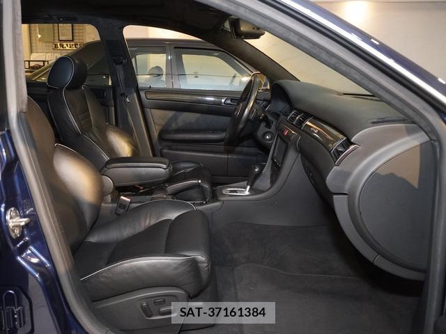 Audi RS6 2002-10 8875791-10