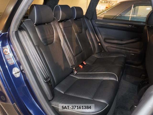 Audi RS6 2002-10 8875791-12