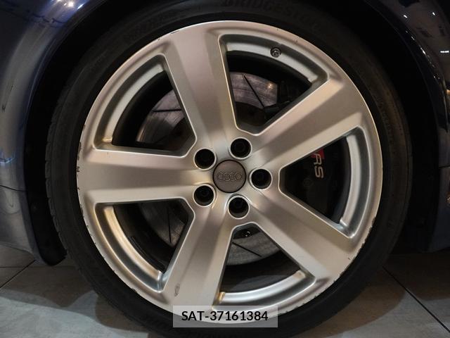 Audi RS6 2002-10 8875791-13