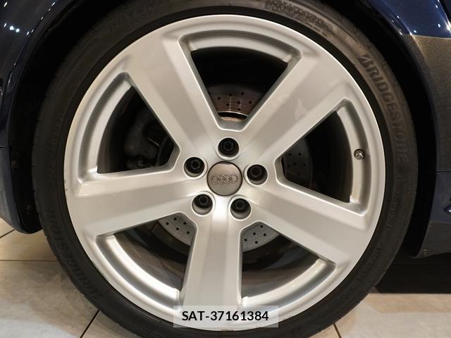 Audi RS6 2002-10 8875791-16